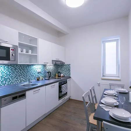 Apartment Cozy In Quiet Courtyard Near Charles Bridge Prag